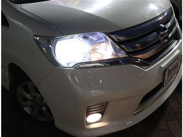 日産 セレナ ２．０ ハイウェイスター Ｓ－ＨＹＢＲＩＤ Ｖセレクション H25年 (関東) 99