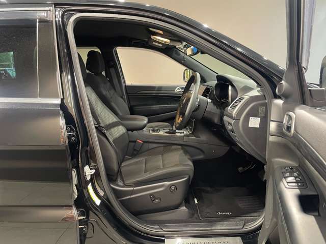 ジープ グランドチェロキー ラレード ４ＷＤ R2年 (関東) 99