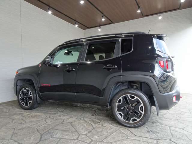 ジープ レネゲード トレイルホーク ４ＷＤ H29年 (関東) 99