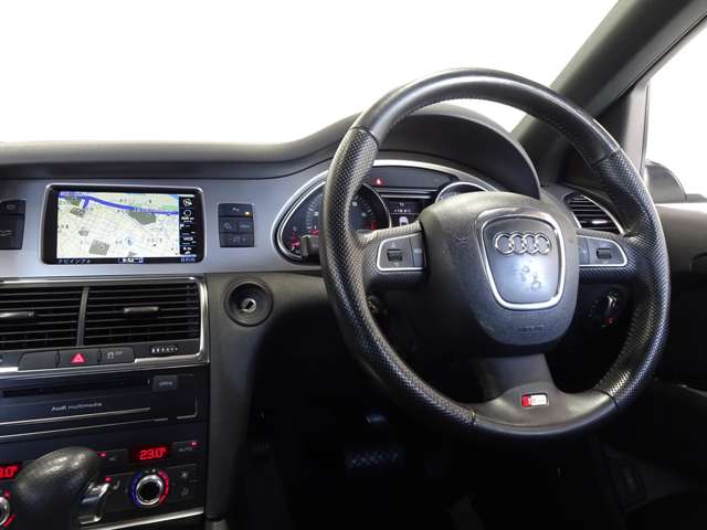アウディ Ｑ７ ３．０ ＴＦＳＩ クワトロ ４ＷＤ H23年 (関東) 99