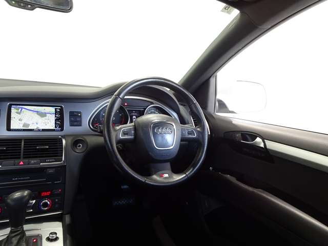 アウディ Ｑ７ ３．０ ＴＦＳＩ クワトロ ４ＷＤ H23年 (関東) 99