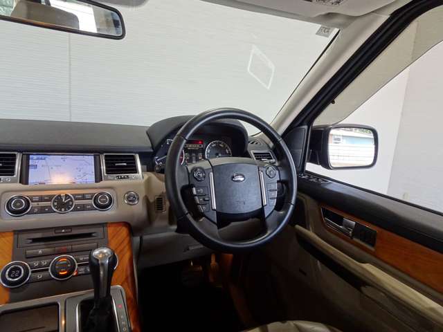 ランドローバー レンジローバー ５．０ Ｖ８ ４ＷＤ H21年 (関東) 99
