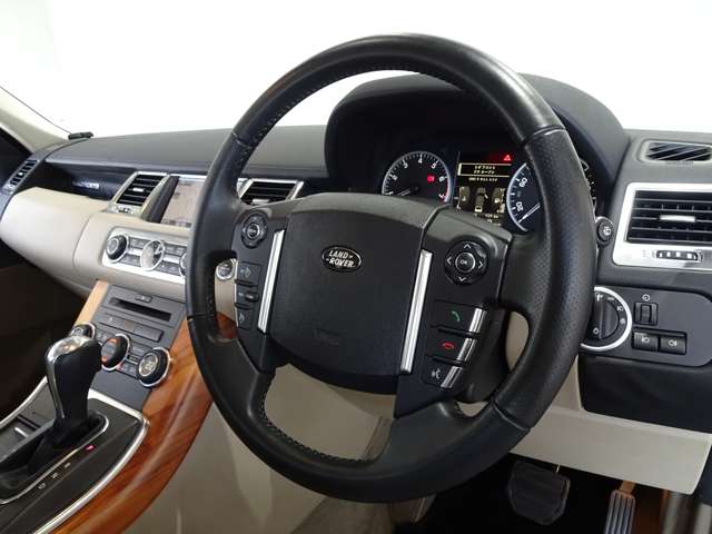 ランドローバー レンジローバー ５．０ Ｖ８ ４ＷＤ H21年 (関東) 99