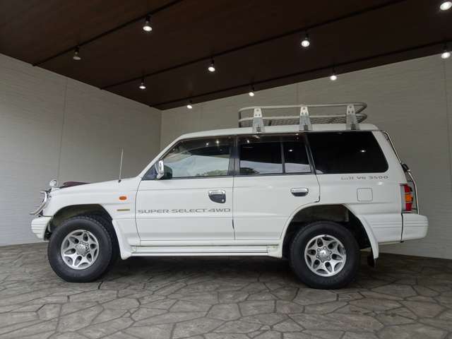 三菱 パジェロ ３．５ ミッドルーフワイド エクシード ４ＷＤ H10年 (関東) 99