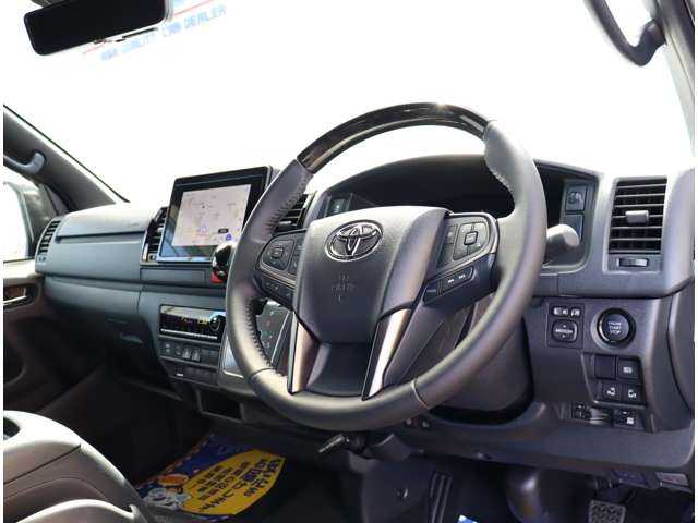 トヨタ ハイエースバン ２．８ スーパーＧＬ ダークプライムＩＩ ロングボディ ディーゼルターボ R8年 (関東) 99