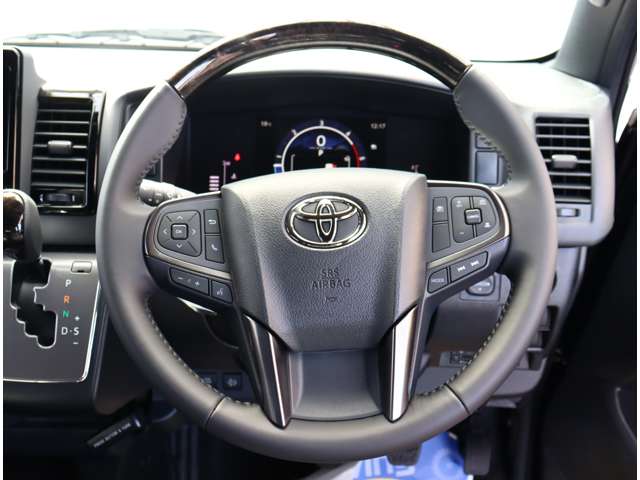 トヨタ ハイエースバン ２．８ スーパーＧＬ ダークプライムＩＩ ロングボディ ディーゼルターボ R8年 (関東) 99