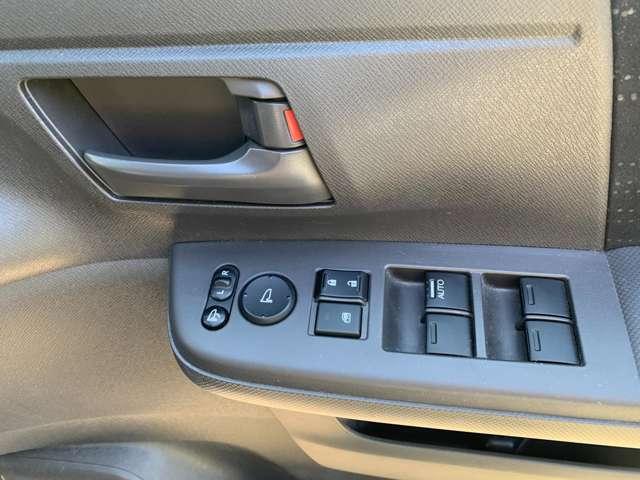 ホンダ ステップワゴン ２．０ Ｇ スマートスタイル エディション H23年 (関東) 99