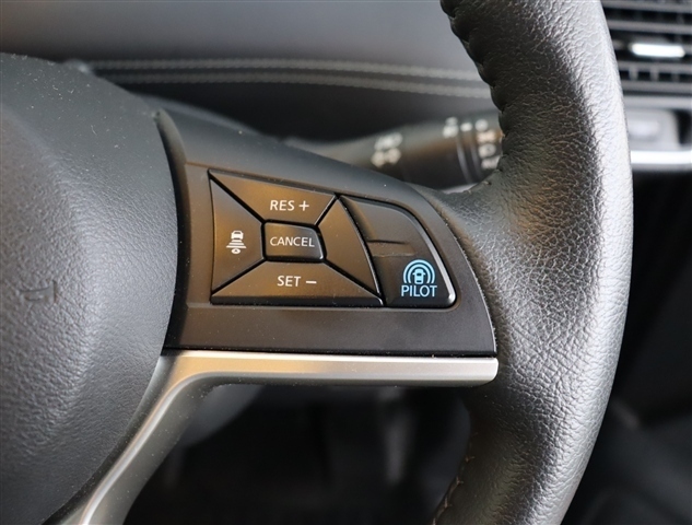 日産 セレナ １．２ Ｅ－ＰＯＷＥＲ ハイウェイスター Ｖ H30年 (関東) 99
