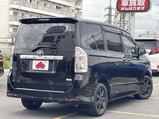 トヨタ ヴォクシー ２．０ ＺＳ 煌ＩＩ H21年 (関東) 99