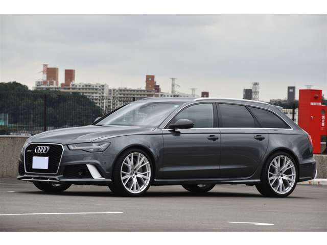 アウディ ＲＳ６　アバント パフォーマンス ４ＷＤ H29年 (関東) 99