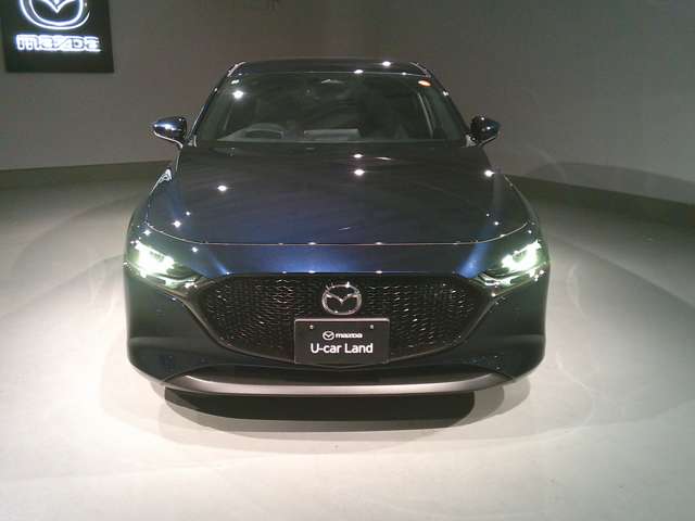マツダ ＭＡＺＤＡ３　ファストバック ２．０ ２０Ｓ ツーリング R7年 (関東) 99