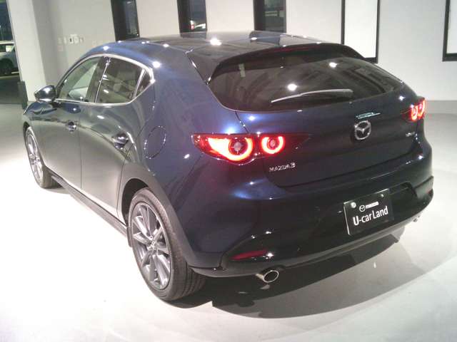 マツダ ＭＡＺＤＡ３　ファストバック ２．０ ２０Ｓ ツーリング R7年 (関東) 99