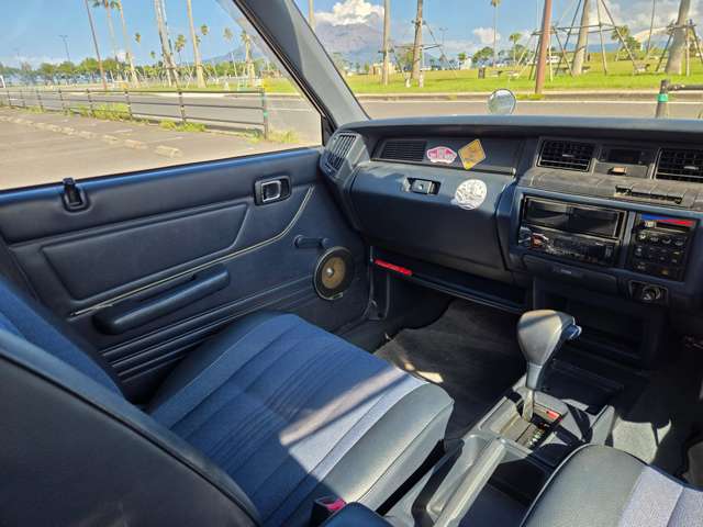 トヨタ クラウンバン ２．０ スーパーデラックス H8年 (九州・沖縄) 99