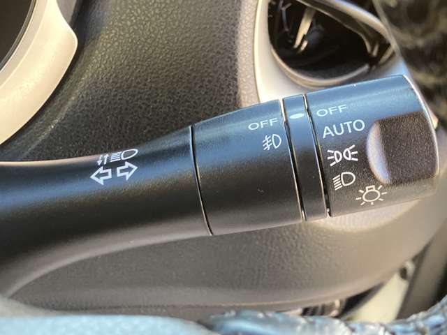 日産 ジューク １．５ １５ＲＳ タイプＶ H26年 (東海) 99