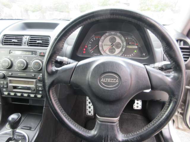 トヨタ アルテッツァ ２．０ ＡＳ２００ Ｌエディション H13年 (東海) 99