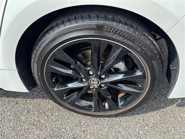 トヨタ カローラ　ツーリング　ハイブリッド １．８ ハイブリッド アクティブ スポーツ Ｅ－ＦＯＵＲ ４ＷＤ R6年 (東海) 99