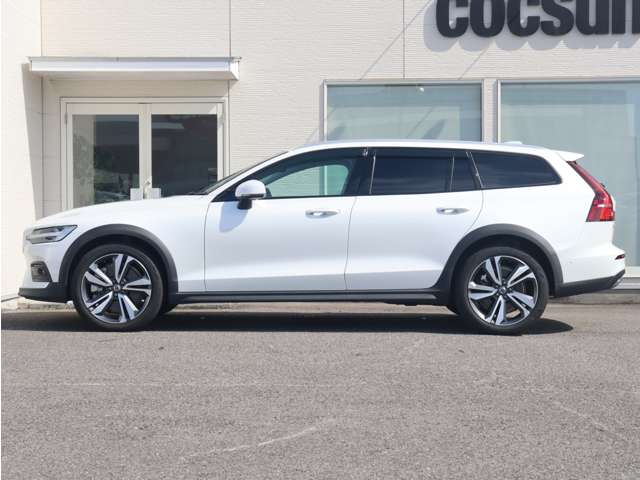 ボルボ Ｖ６０クロスカントリー ウルトラ Ｂ５ ＡＷＤ ４ＷＤ R7年 (東海) 99