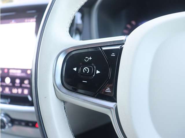 ボルボ Ｖ６０クロスカントリー ウルトラ Ｂ５ ＡＷＤ ４ＷＤ R7年 (東海) 99