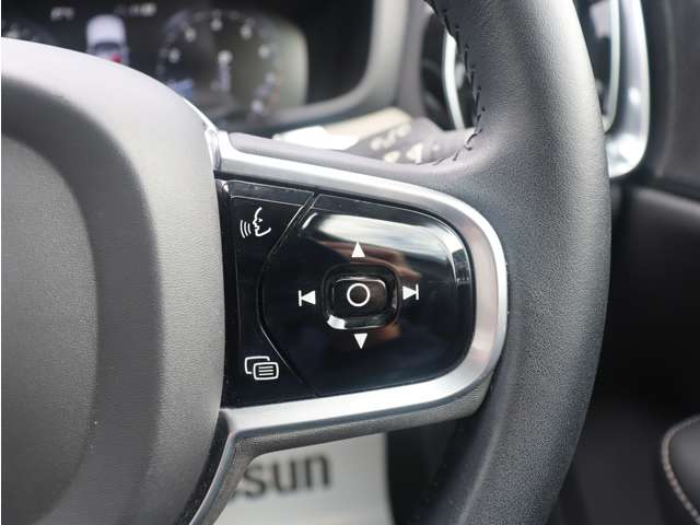 ボルボ Ｖ６０クロスカントリー Ｔ５ ＡＷＤ プロ ４ＷＤ R2年 (東海) 99