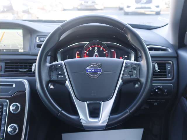 ボルボ Ｖ７０ Ｔ４　クラシック H28年 (東海) 99