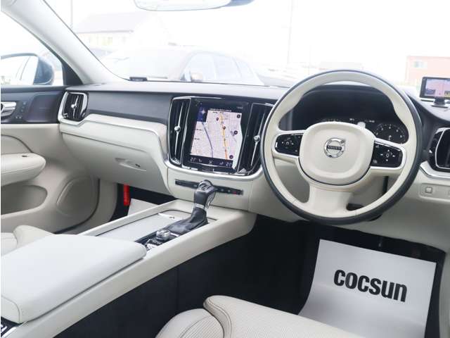 ボルボ Ｓ６０ Ｔ５　インスクリプション R2年 (東海) 99