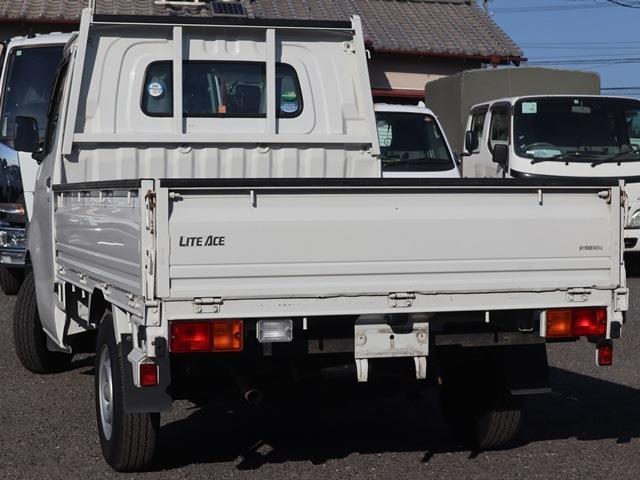 トヨタ ライトエーストラック 平ボディ Ｗエアバッグ 積載８００ＫＧ R1年 (東海) 99