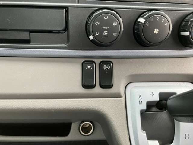 三菱フソウ キャンター ３．０ ワイド ロング 全低床 ディーゼルターボ R1年 (東海) 99