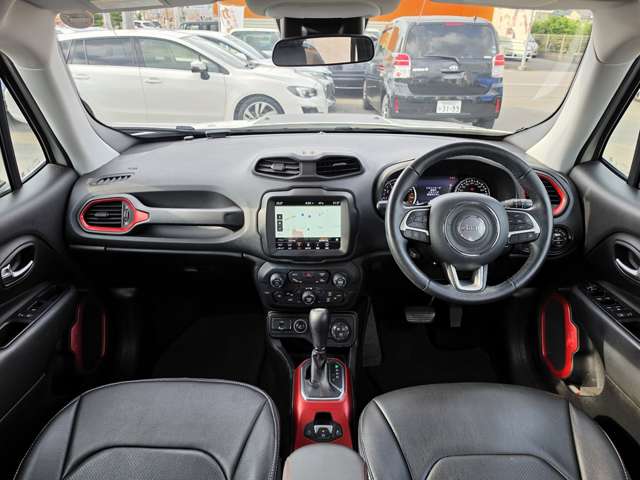 ジープ レネゲード トレイルホーク ４ＷＤ R2年 (東海) 99