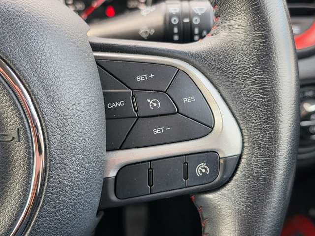 ジープ レネゲード トレイルホーク ４ＷＤ R2年 (東海) 99