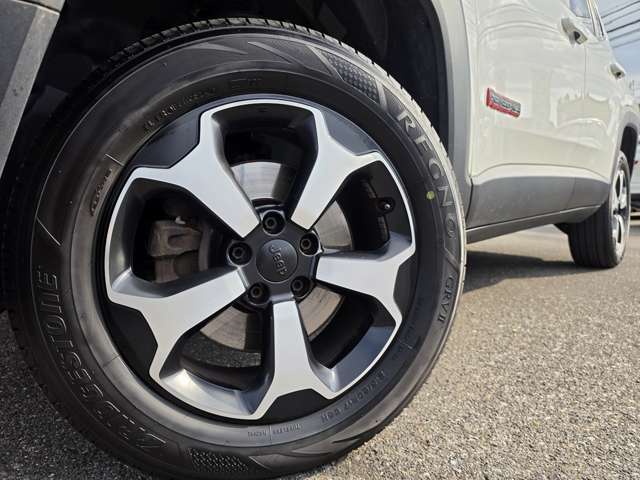 ジープ レネゲード トレイルホーク ４ＷＤ R2年 (東海) 99