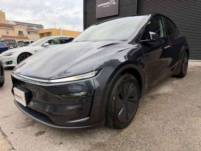 テスラ モデルＹ ＲＷＤ 黒内装 純正１９インチＡＷ R7年 (東海) 99