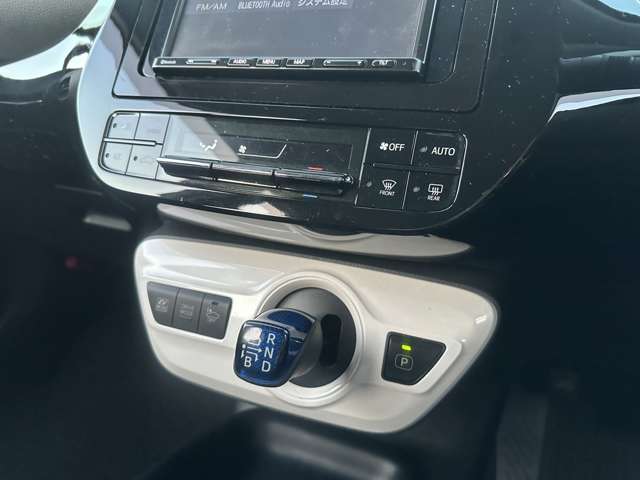 トヨタ プリウス １．８ Ｓ H30年 (関東) 99