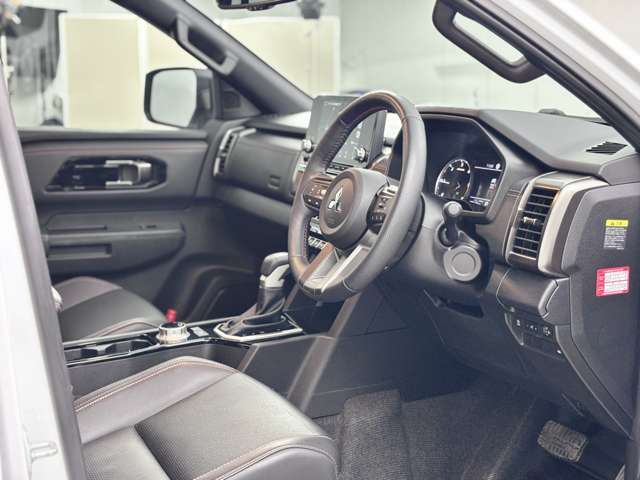 三菱 トライトン ２．４ ＧＳＲ ディーゼルターボ ４ＷＤ R6年 (関東) 99