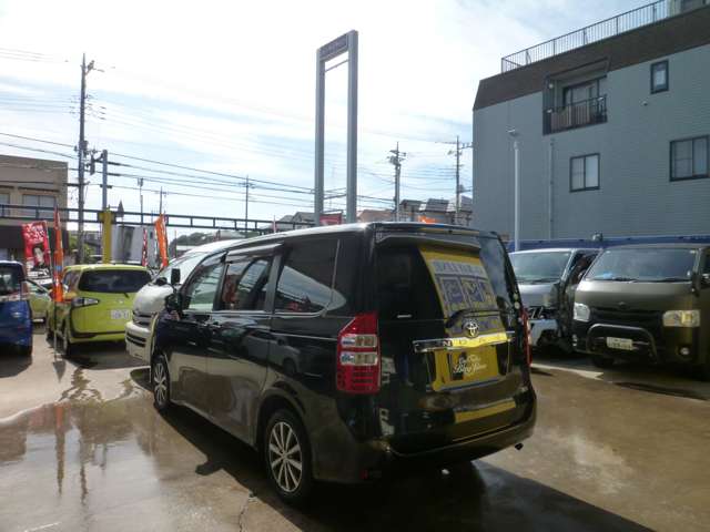 トヨタ ノア ２．０ Ｘ Ｌセレクション H25年 (関東) 99