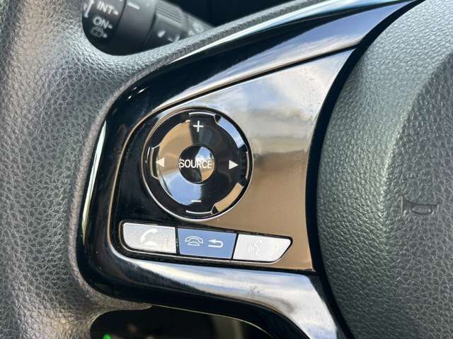 ホンダ Ｎ　ＢＯＸ カスタム ６６０ Ｌ R3年 (関東) 99