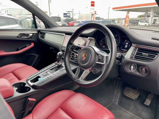 ポルシェ マカン シュポルト エディション （レザーパッケージ装着車） ＰＤＫ ４ＷＤ R1年 (関東) 99