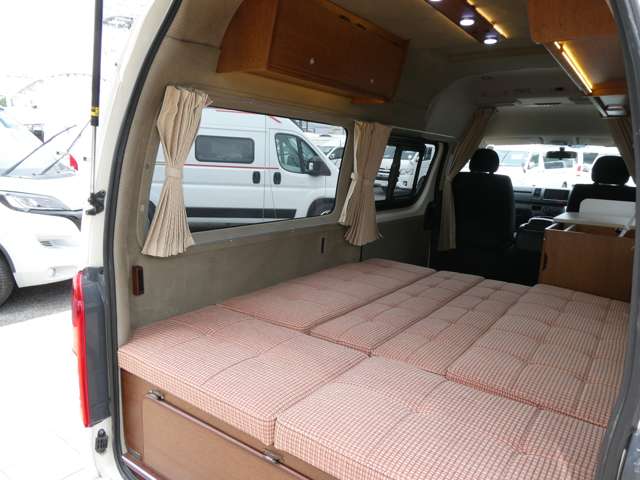 トヨタ ハイエースバン ビークル H29年 (関東) 99