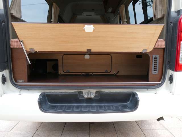 トヨタ ハイエースバン ビークル H29年 (関東) 99