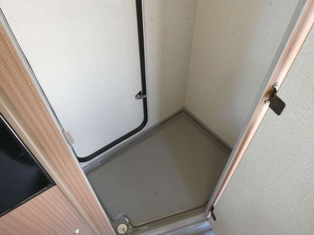 トヨタ カムロード バンテック R2年 (関東) 99