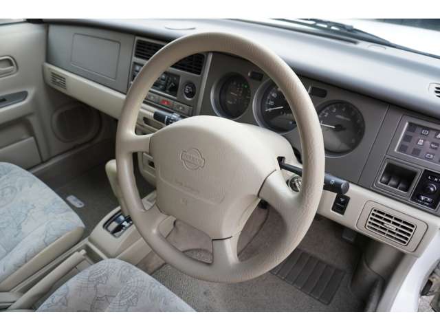 日産 ラシーン １．５ タイプＡ ４ＷＤ H10年 (関東) 99