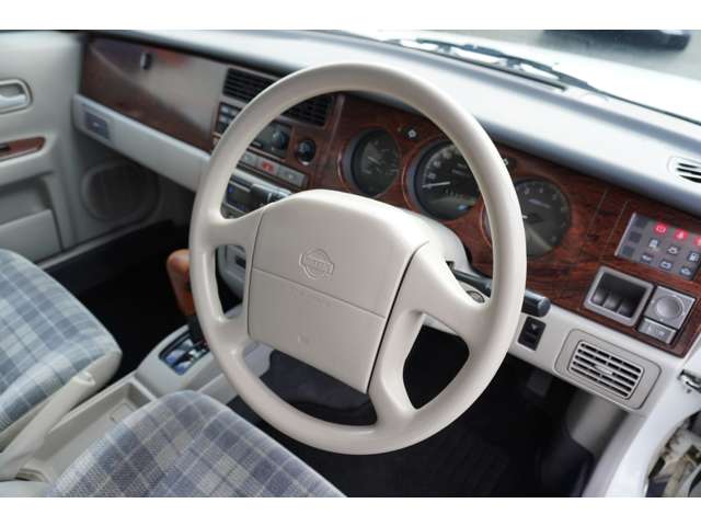 日産 ラシーン １．５ タイプＩＩＩ ４ＷＤ H7年 (関東) 99