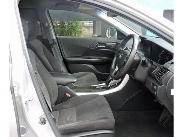 ホンダ アコード　ハイブリッド ２．０ ＬＸ H27年 (関東) 99