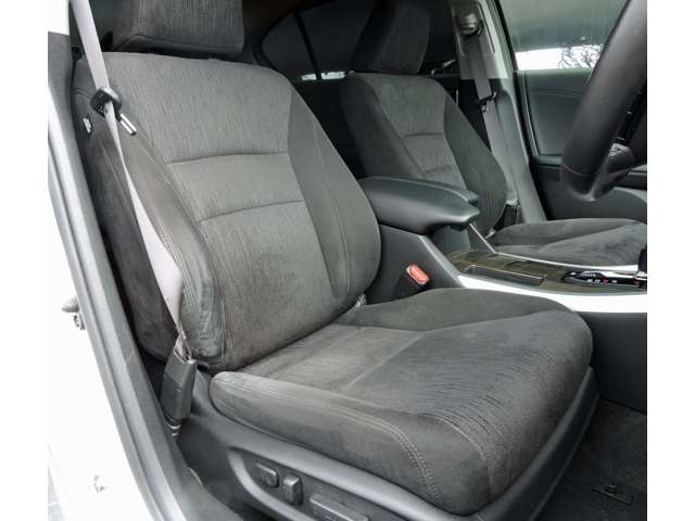 ホンダ アコード　ハイブリッド ２．０ ＬＸ H27年 (関東) 99