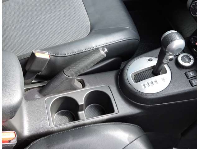 日産 エクストレイル ２．０ ２０Ｘ ４ＷＤ H24年 (関東) 99