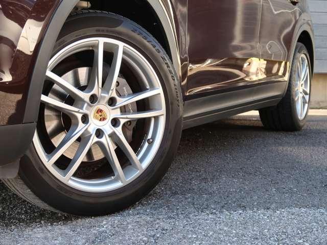 ポルシェ カイエン ３．０ ティプトロニックＳ ４ＷＤ R2年 (関東) 99