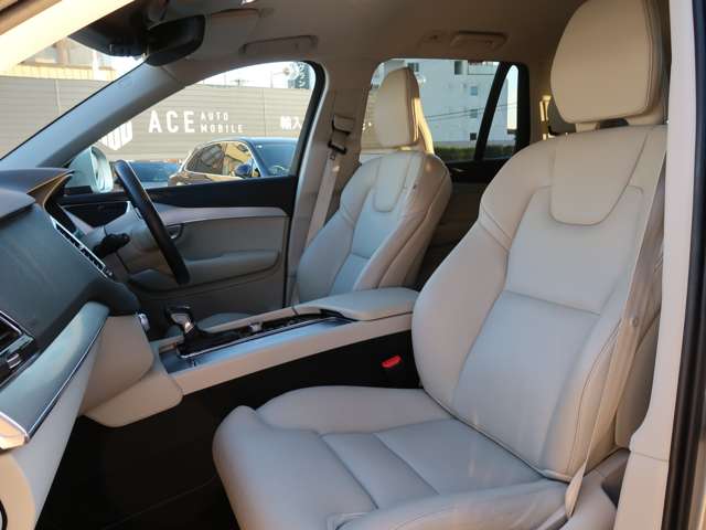ボルボ ＸＣ９０ Ｄ５ ＡＷＤ モメンタム ディーゼルターボ ４ＷＤ R1年 (関東) 99