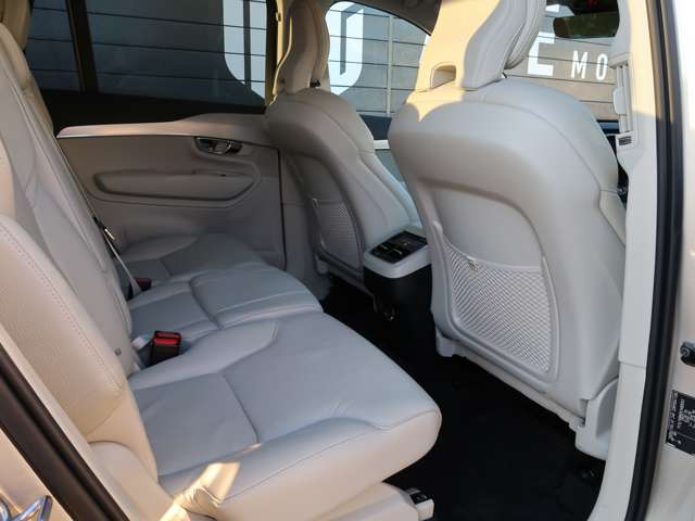 ボルボ ＸＣ９０ Ｄ５ ＡＷＤ モメンタム ディーゼルターボ ４ＷＤ R1年 (関東) 99