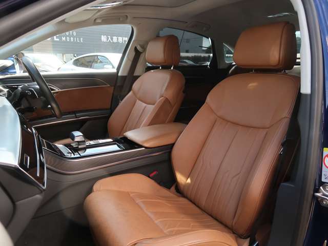 アウディ Ａ８ ６０ ＴＦＳＩ クワトロ ４ＷＤ H30年 (関東) 99