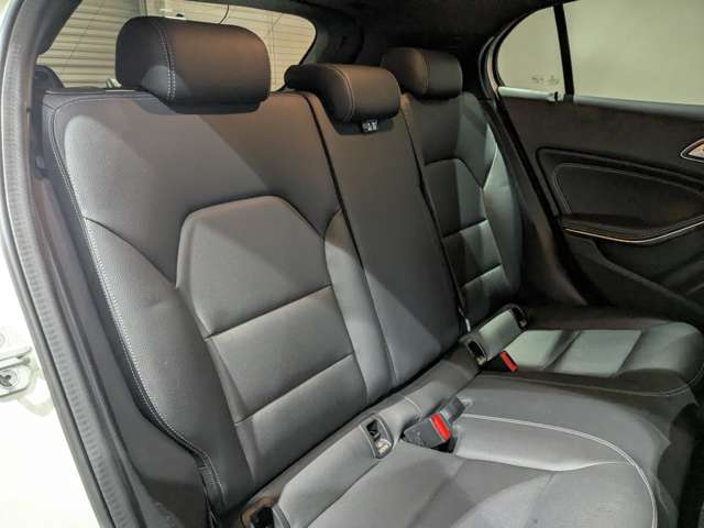 メルセデスベンツ ＧＬＡクラス ＧＬＡ２２０ ４マチック ４ＷＤ H29年 () 99