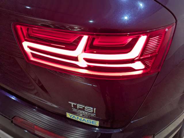 アウディ Ｑ７ ３．０ ＴＦＳＩ クワトロ ４ＷＤ H28年 (関東) 99